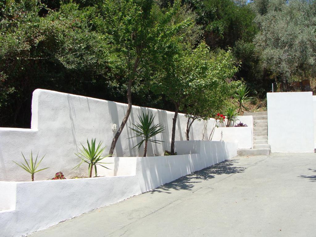 Villa Diamanti Kanapitsa  エクステリア 写真