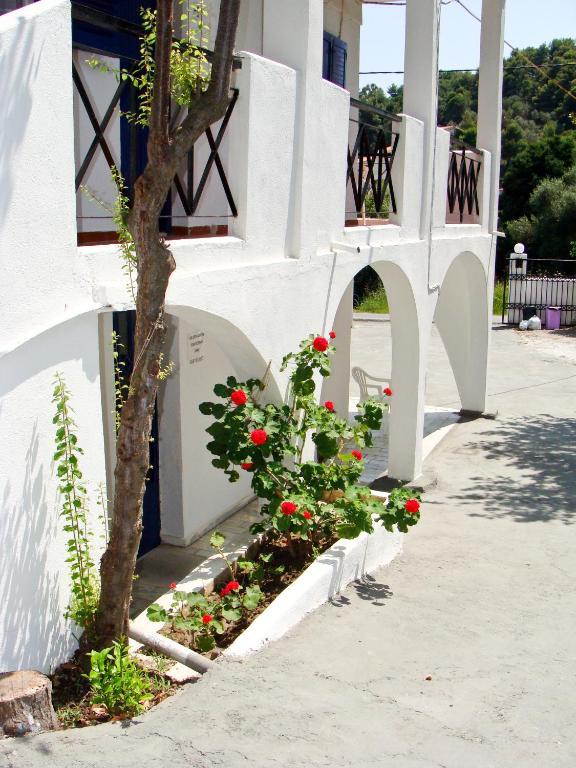 Villa Diamanti Kanapitsa  エクステリア 写真